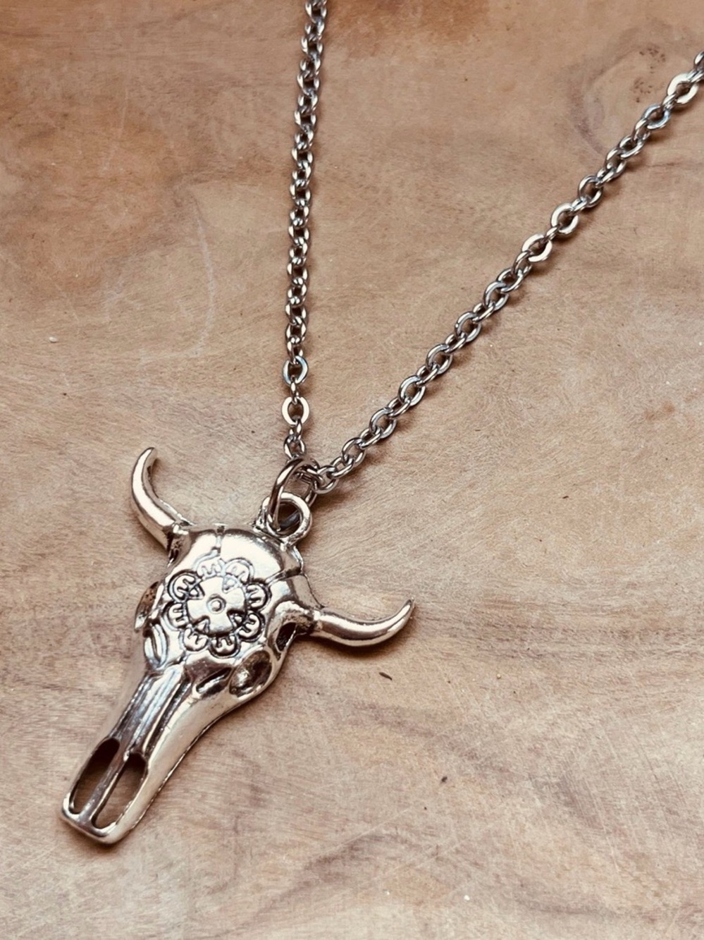 Silver Cattle Bull Skull Pendant Necklace - Floral Detail - Country Girl Cowgirl